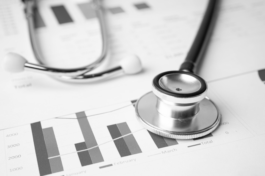 El objetivo de la gestión del riesgo en salud es mejorar la calidad de las prestaciones médicas y garantizar la seguridad de los pacientes y el personal de salud.