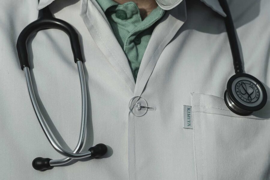 Salud digital: ¿Qué obstáculos impiden que los datos se conviertan en decisiones?